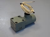 Хидравличен разпределител Daikin DSOM4-2G01-2B- solenoid valve 100V