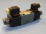 Хидравличен разпределител SUMITOMO SD4SGS-AGB-02C-100-11 directional valve 100V