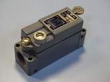 Изключвател краен SQUARED AW-32 limit switch 10A